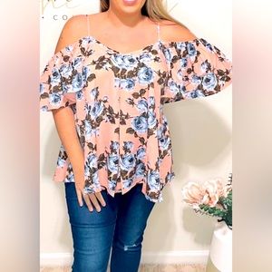 BLUE RAIN FLORAL COLD SHOULDERS TOP IN SIZE LARGE